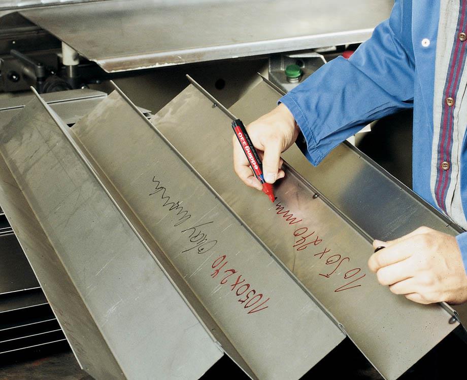 Edding Marker perm. E-330, rez. kon., črn