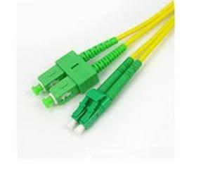 MicroConnect Patch Kabel - LC/APC-SC/APC 2m OS2