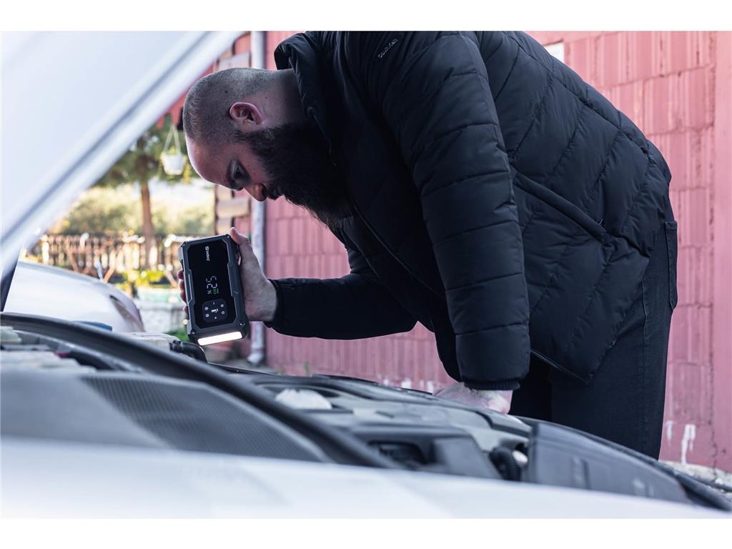 Sandberg Avtomobilski zaganjalnik in powerbank 10
