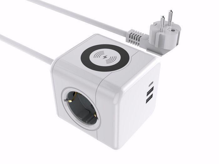 MicroConnect Razdelilnik PowerCube, 3 vtičnice brezžično, 2 USB-A, 1 USB-C,  1,5m, bel